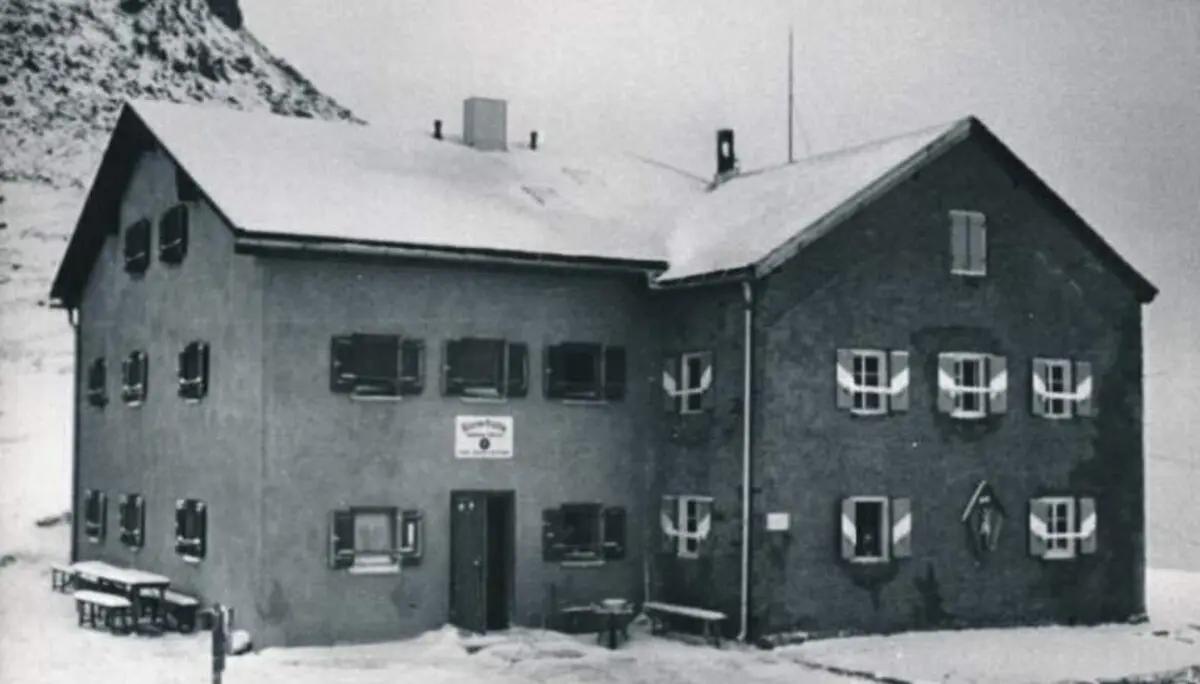 Die Glorer Hütte im Winter | © DAV / Archiv